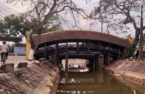 Chiêm ngưỡng di tích cầu Ngói hơn 500 tuổi ở Nam Định