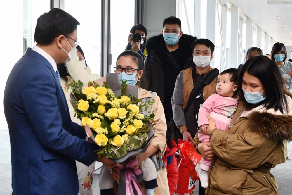 Chuyện về chuyến bay đầu tiên đưa công dân Việt Nam từ Ukraine về nước