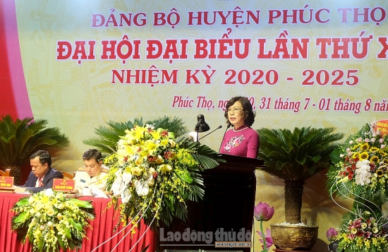Bà Lê Thị Thu Hằng tái đắc cử Bí thư Huyện ủy Phúc Thọ