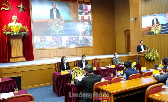 Đại biểu Quốc hội khóa XV thành phố Hà Nội tiếp xúc cử tri sau kỳ họp thứ 2