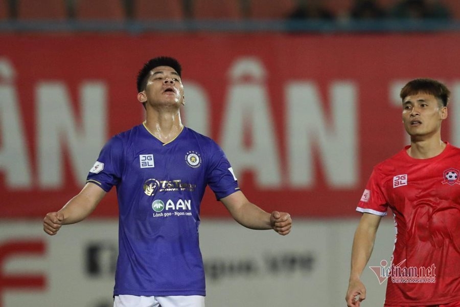 V-League 2021: Hà Nội FC có được 3 điểm đầu tiên