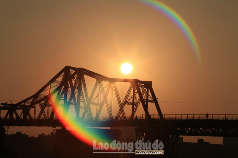 Cầu Long Biên, nét đẹp bình yên bên sông