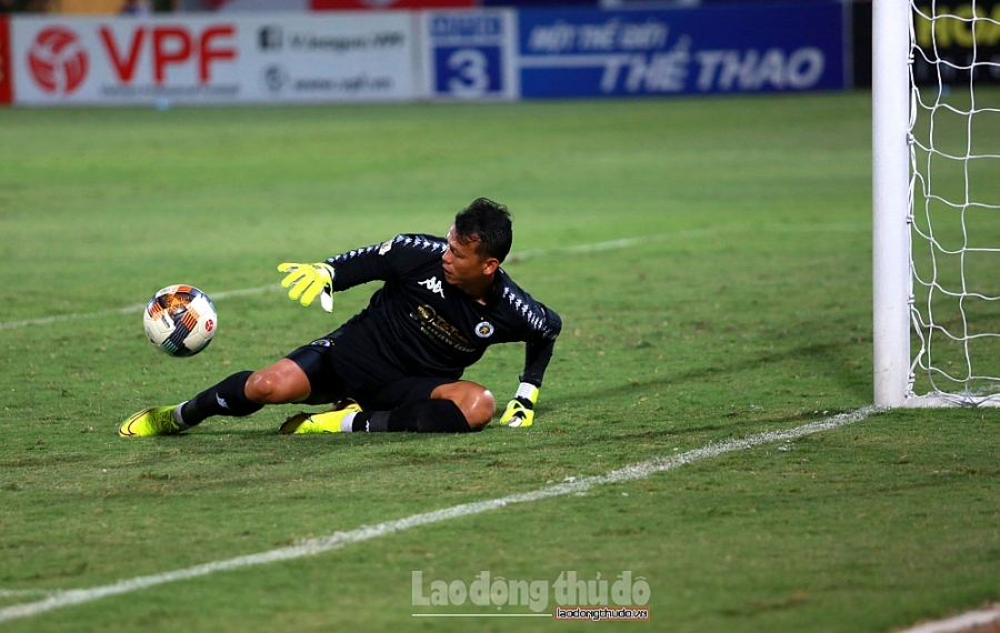 Hà Nội 1-0 Hải Phòng: 3 điểm 'hú vía' cho chủ nhà