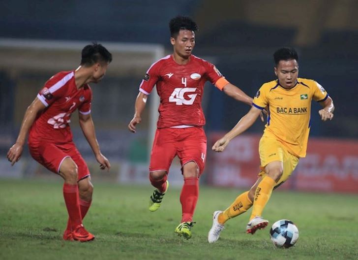 SLNA 3-1 Viettel: Chuyến trở về buồn bã của Nguyễn Trọng Hoàng và Quế Ngọc Hải