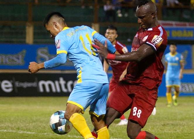CLB Thành phố Hồ Chí Minh bất ngờ thua ngược đội cuối bảng Sanna Khánh Hòa