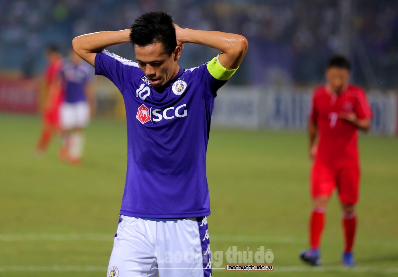 Bị cầm hòa trên sân nhà, Hà Nội FC tự làm khó mình