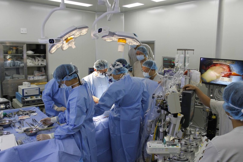 Việt Nam làm chủ kỹ thuật tái tạo van động mạch chủ bằng phương pháp Ozaki