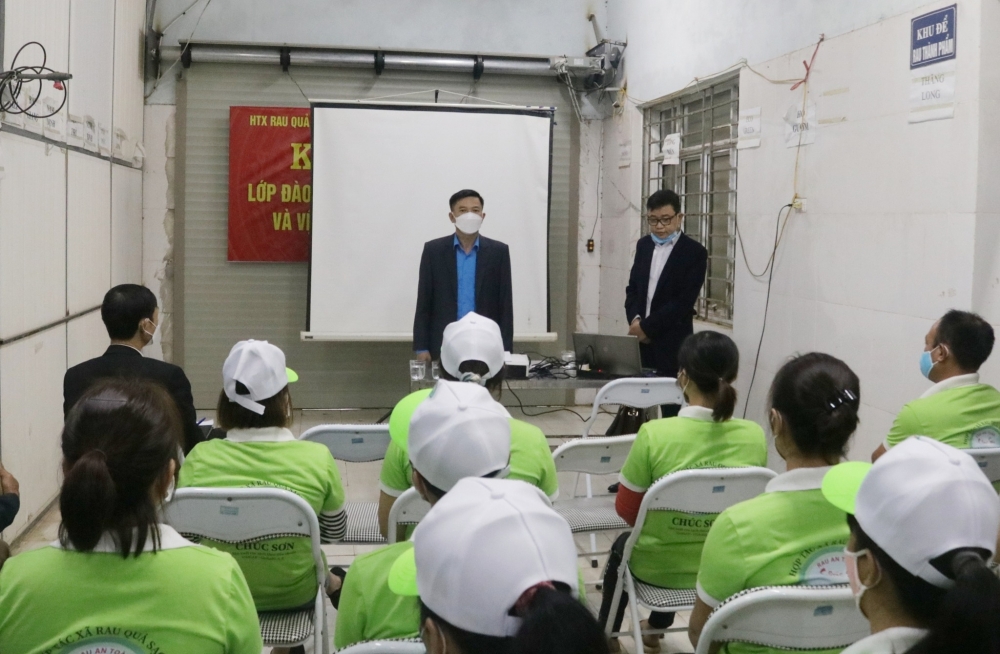 Chương Mỹ: Hợp tác xã rau quả sạch Chúc Sơn tổ chức lớp đào tạo về an toàn thực phẩm