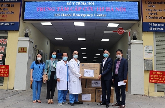 Công đoàn ngành Y tế Hà Nội thăm và tặng quà Trung tâm Cấp cứu 115 Hà Nội