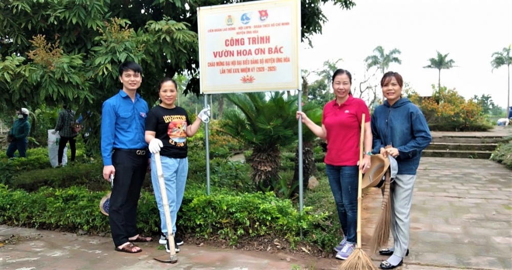 Đẩy mạnh phong trào thi đua trong công nhân viên chức lao động