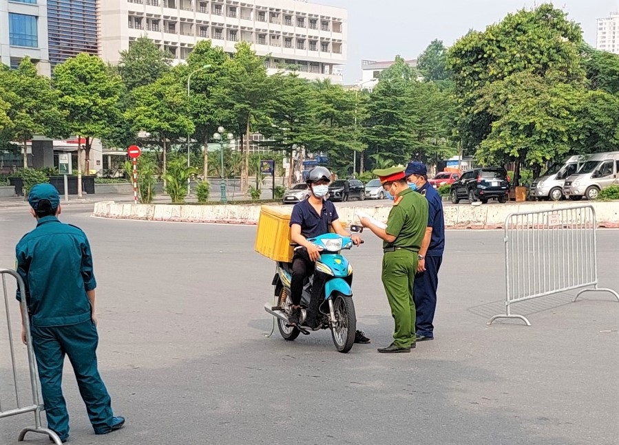 Ngày 5/8: Hà Nội xử phạt hơn 1,7 tỷ đồng các lỗi vi phạm quy định phòng, chống dịch