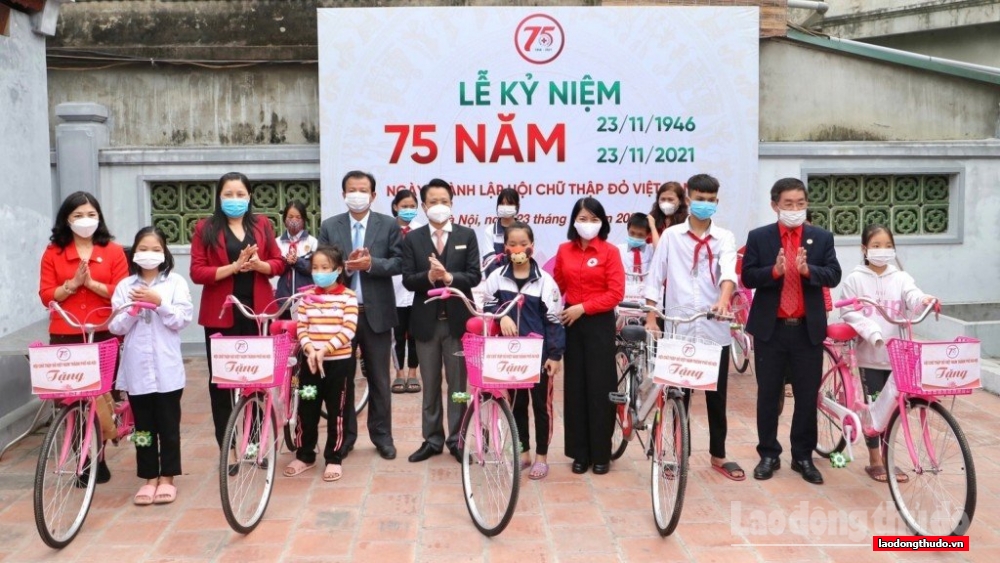 Nhiều hoạt động ý nghĩa kỷ niệm 75 năm ngày thành lập hội Chữ thập đỏ Việt Nam