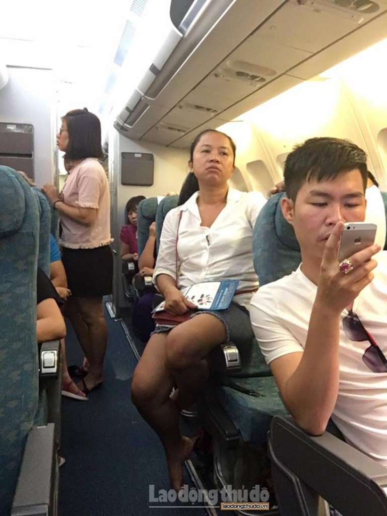 vietnam airlines bi to bo roi hanh khach