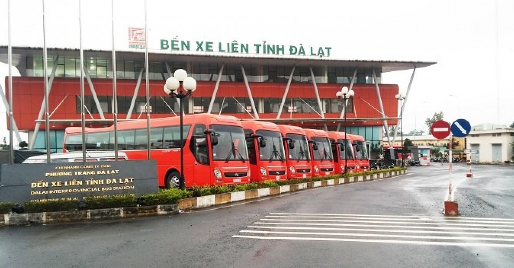 “Say men chiến thắng” khiến Phương Trang trượt dài?