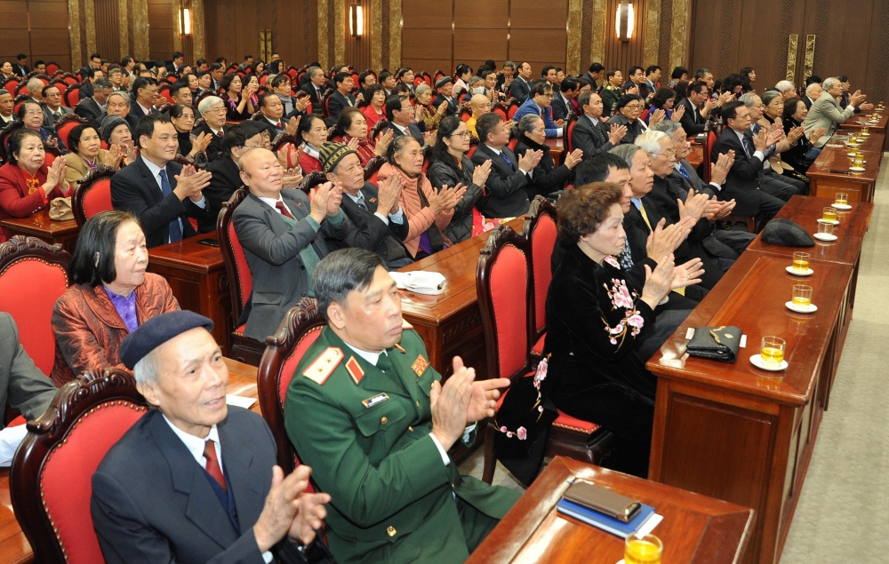 Các thế hệ đại biểu Quốc hội thành phố Hà Nội dự buổi gặp mặt
