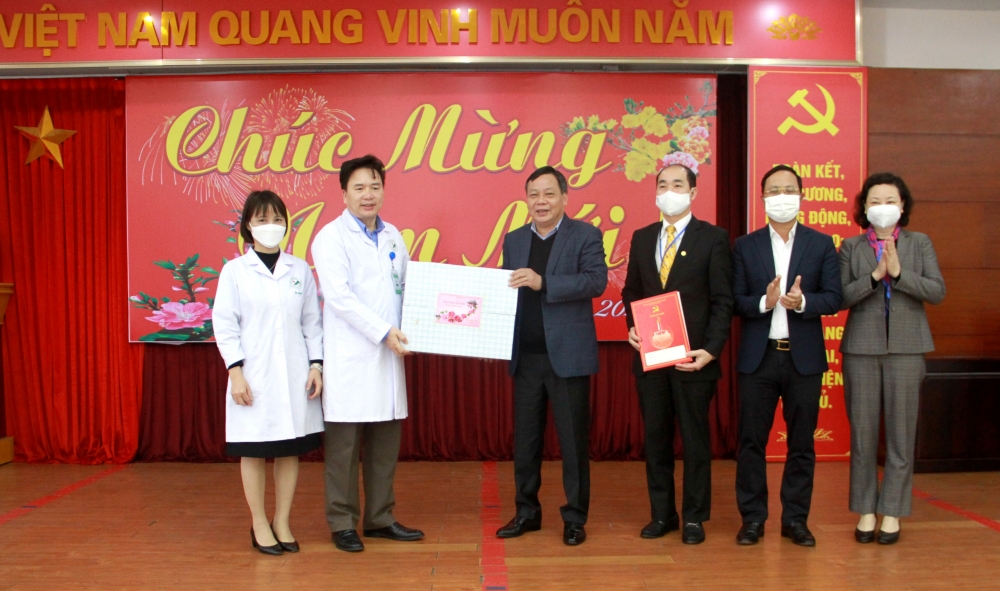 Phó Bí thư Thành ủy Hà Nội: Đẩy nhanh tốc độ chuyển đổi số vào việc khám, chữa bệnh