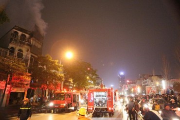 Cháy lớn trên phố Trần Duy Hưng
