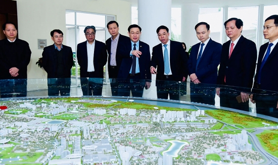 Xây dựng quận Long Biên thành trung tâm mua sắm cấp vùng