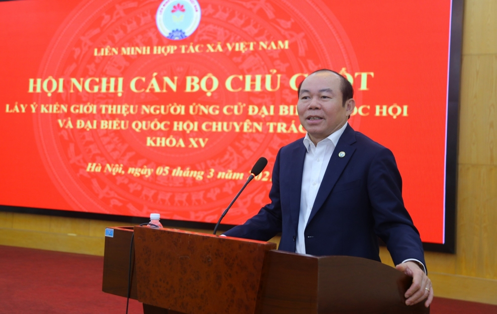 Chủ tịch Liên minh Hợp tác xã Việt Nam Nguyễn Ngọc Bảo phát biểu tại hội nghị