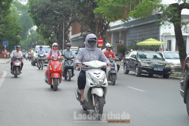 hom nay 194 ha noi nang gat nhiet do len toi 39 do c