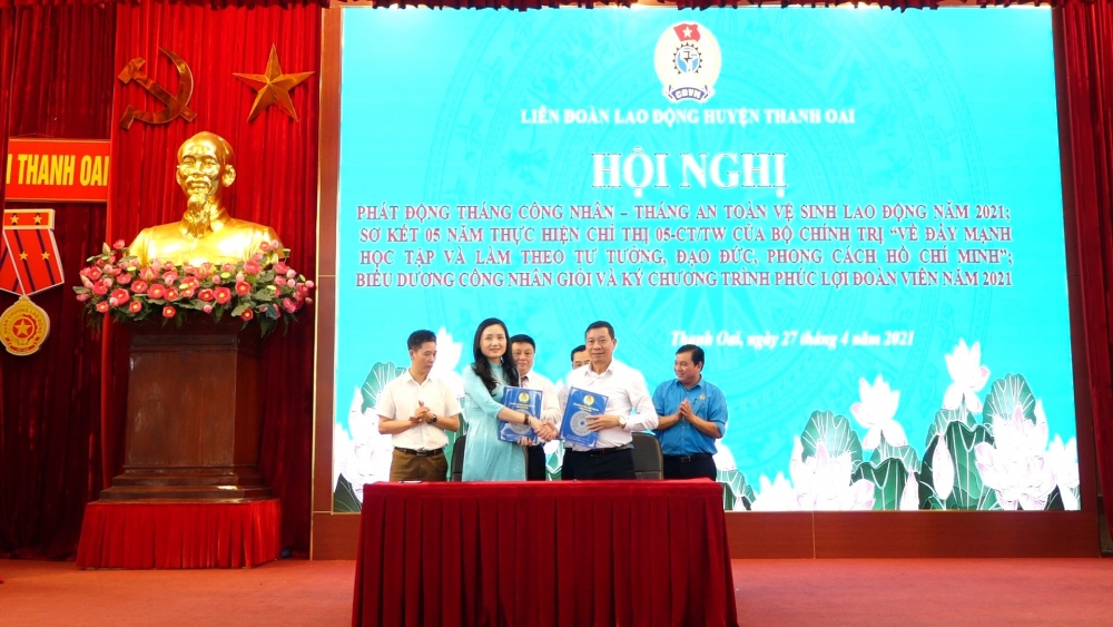 Huyện Thanh Oai thu 400 triệu đồng tiền nợ đọng bảo hiểm xã hội