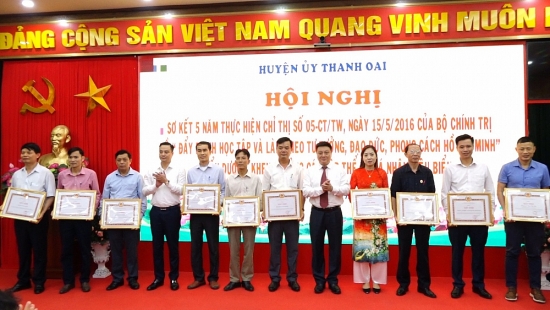 Huyện Thanh Oai: Thực hiện hiệu quả việc học và làm theo Bác