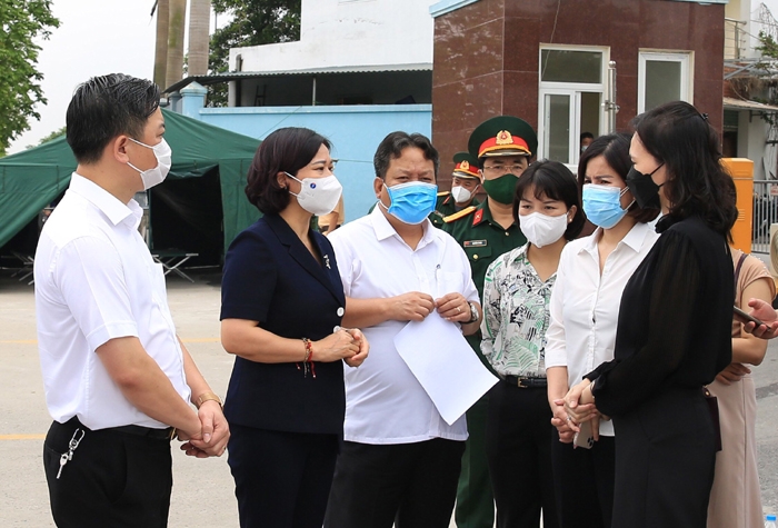Phó Bí thư Thường trực Thành ủy Hà Nội: Bố trí hòm phiếu lưu động tại Bệnh viện K - cơ sở Tân Triều