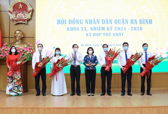 Đồng chí Nguyễn Công Thành được bầu làm Chủ tịch Hội đồng nhân dân quận Ba Đình