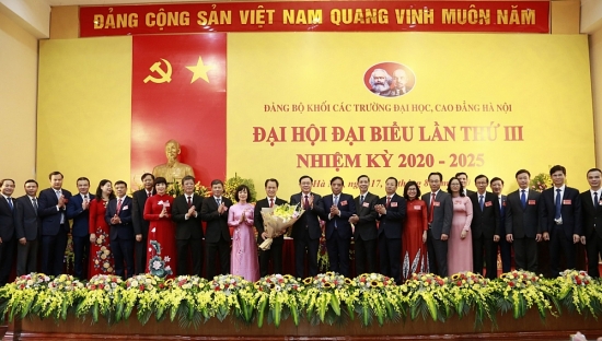 Đẩy mạnh tuyên truyền phục vụ Đại hội Đảng bộ thành phố Hà Nội lần thứ XVII