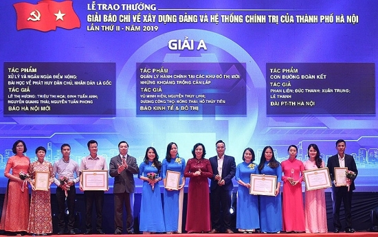 Trao thưởng 2 giải báo chí của thành phố Hà Nội lần thứ III vào ngày 29/9