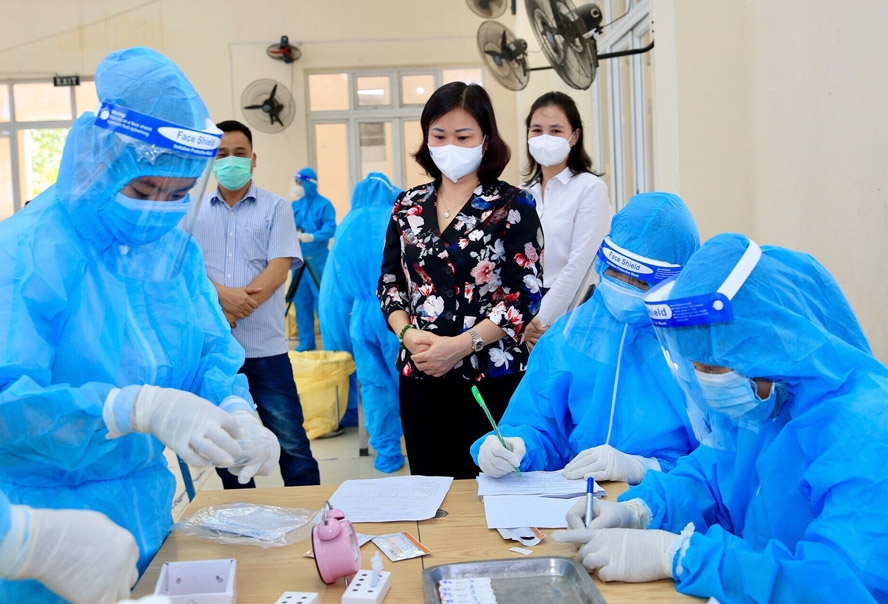 Phó Bí thư Thường trực Thành ủy Hà Nội: Có vắc xin đến đâu, tiêm đến đấy