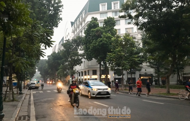 Hôm nay (14/11): Hà Nội có mưa về đêm và sáng sớm