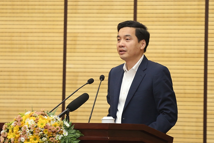 Giám đốc Sở Tài chính Hà Nội Nguyễn Việt Hà phát biểu tại hội nghị