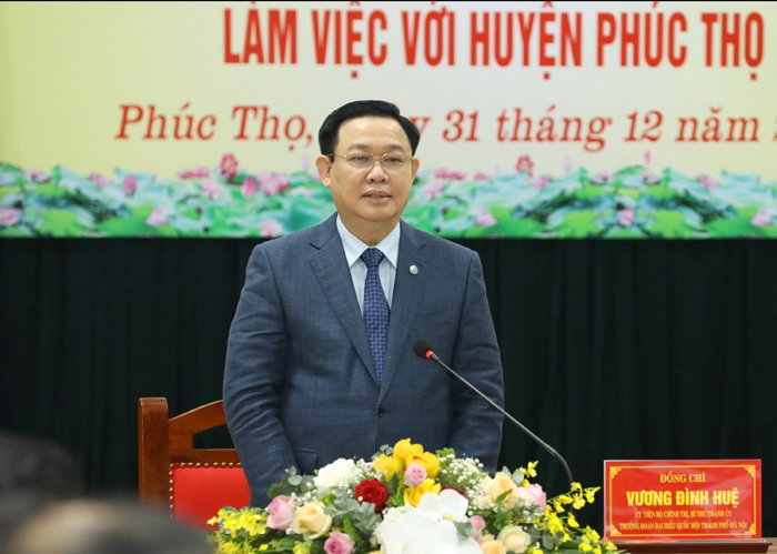 Bí thư Thành ủy Hà Nội Vương Đình Huệ phát biểu kết luận buổi làm việc