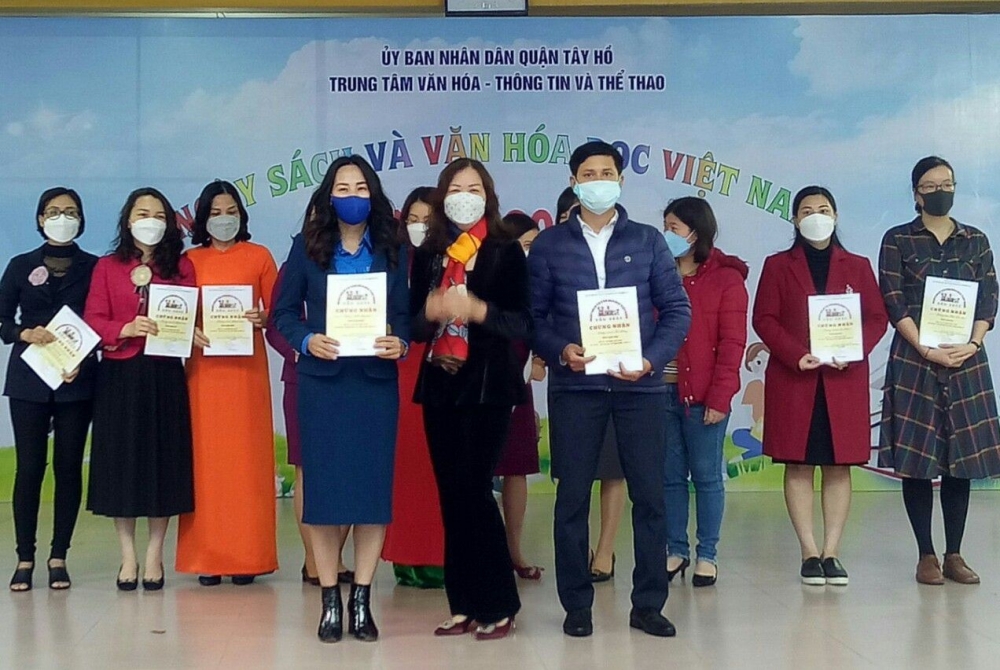 Quận Tây Hồ hưởng ứng Ngày sách và văn hóa đọc Việt Nam năm 2022
