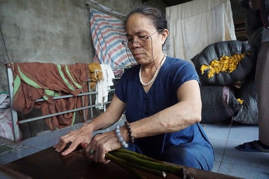 Gìn giữ nghề truyền thống tại làng dệt Phùng Xá