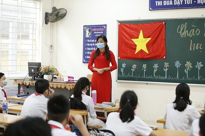 Hà Nội dành gần 893 tỷ đồng hỗ trợ học phí cho năm học 2021-2022