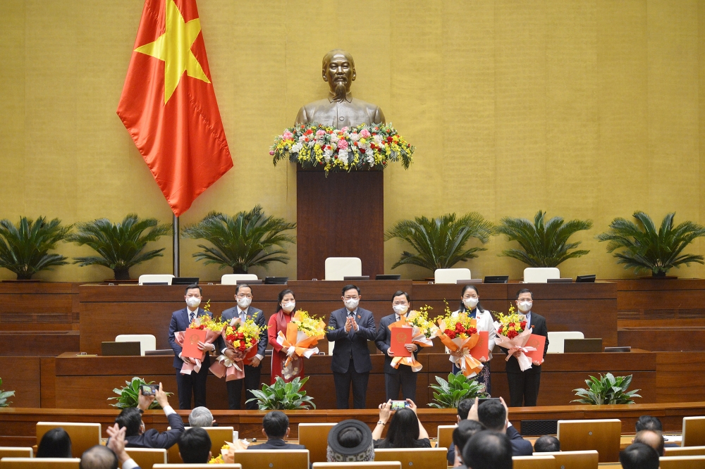 Thành lập Tổ chức nghị sĩ hữu nghị Việt Nam, Nhóm nữ đại biểu Quốc hội và Nhóm đại biểu Quốc hội trẻ