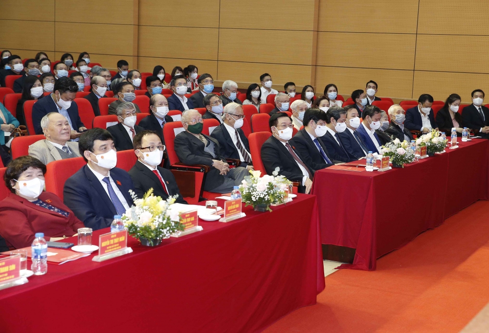 Chủ tịch Quốc hội Vương Đình Huệ thăm và chúc mừng Trường Đại học Y Hà Nội nhân ngày Nhà giáo Việt Nam