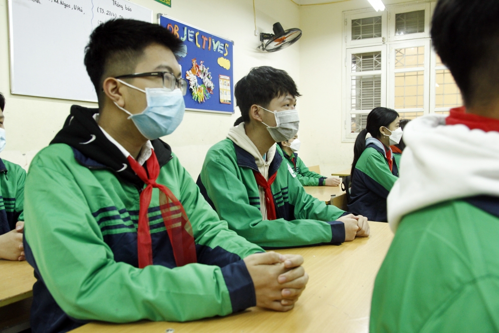 Chùm ảnh: Học sinh trở lại trường trong điều kiện phòng dịch nghiêm ngặt