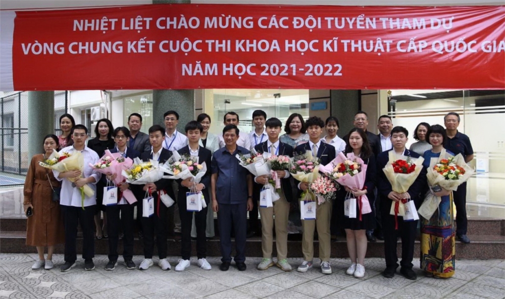 Học sinh Hà Nội đạt thành tích xuất sắc tại cuộc thi nghiên cứu khoa học, kỹ thuật dành cho học sinh trung học