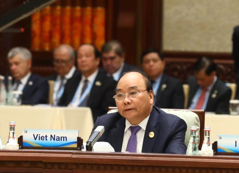 Thủ tướng Nguyễn Xuân Phúc nhấn mạnh những nền tảng của kết nối kinh tế khu vực