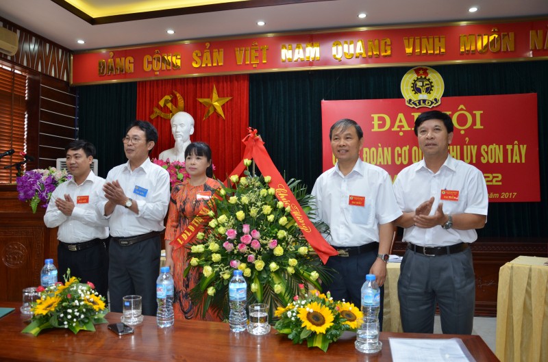 Công đoàn cơ quan Thị ủy Sơn Tây: Xây dựng tổ chức công đoàn vững mạnh