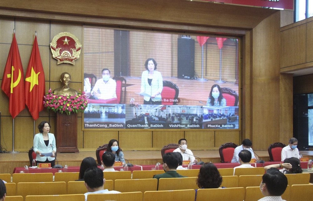 Người ứng cử đại biểu Hội đồng nhân dân thành phố Hà Nội tiếp xúc cử tri quận Ba Đình