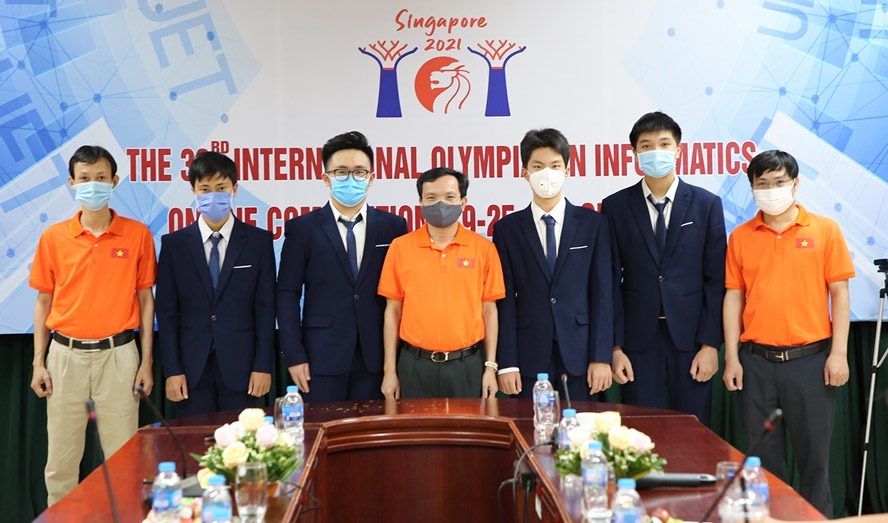 Học sinh Việt Nam giành 4 Huy chương Bạc tại Olympic Tin học quốc tế