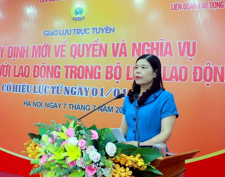 Đang giao lưu trực tuyến: Quyền và nghĩa vụ của người lao động trong Bộ luật Lao động có hiệu lực từ năm 2021