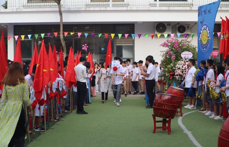 Hãy nuôi dưỡng trong mình tình yêu Tổ quốc và khát khao cống hiến