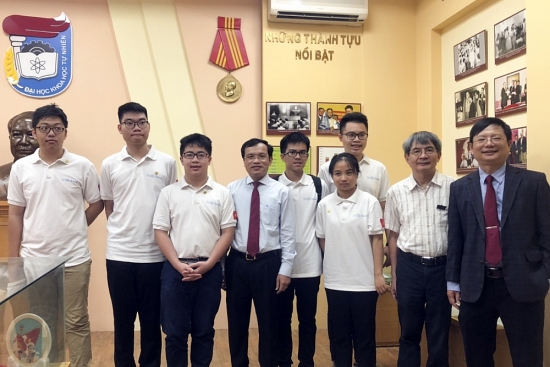 Việt Nam giành 2 Huy chương Vàng tại Olympic Toán học quốc tế