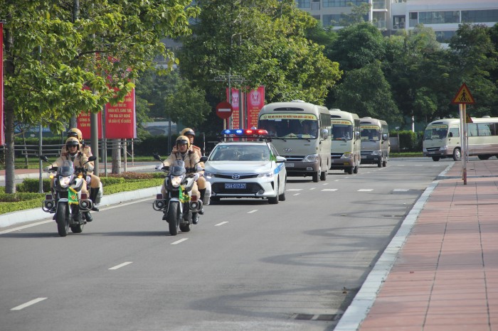 Những đóng góp thầm lặng của Đội CSGT Tuần tra dẫn đoàn CA Hà Nội