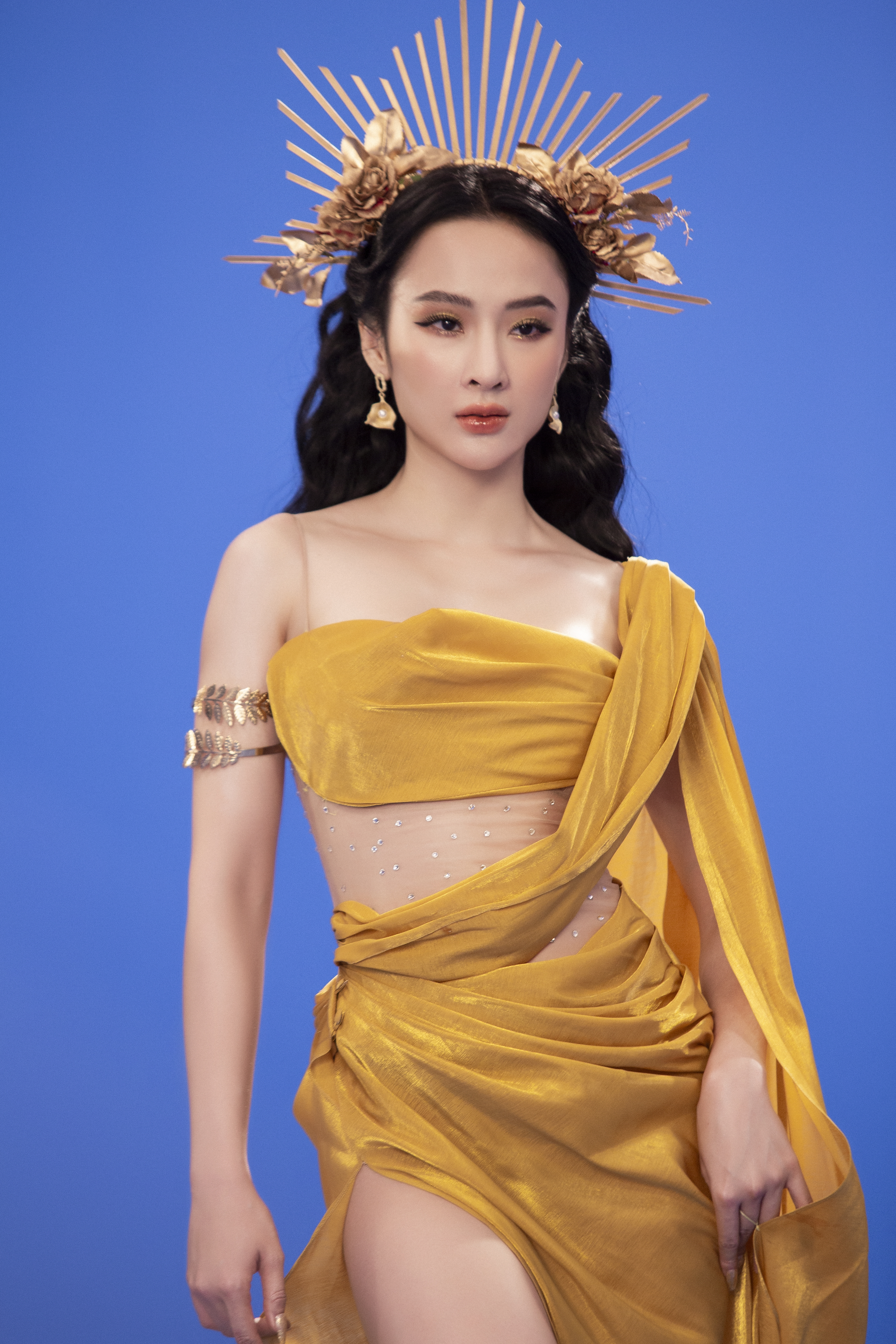Angela Phương Trinh tái xuất showbiz trong dự án mới cùng Á hậu Tú Anh và Khánh Linh The Face